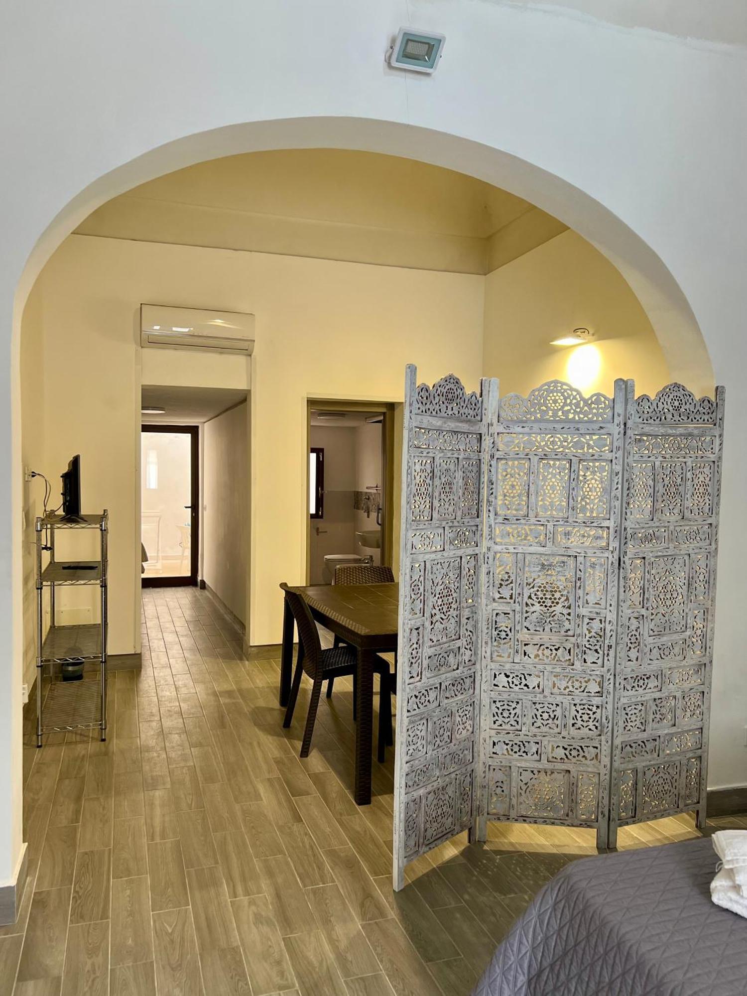 Cortile Bassi 185 Lägenhet Trapani Exteriör bild