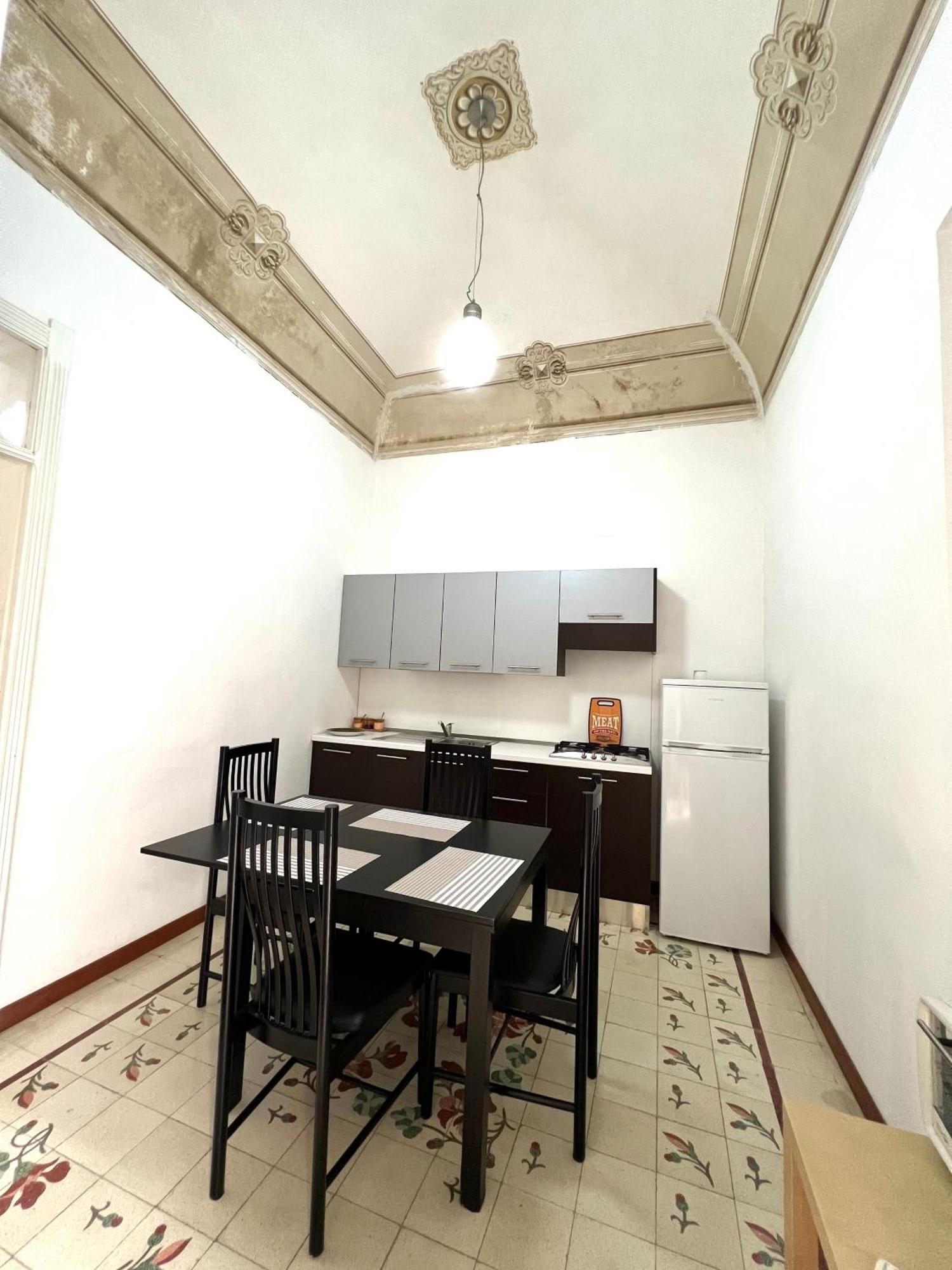Cortile Bassi 185 Lägenhet Trapani Exteriör bild